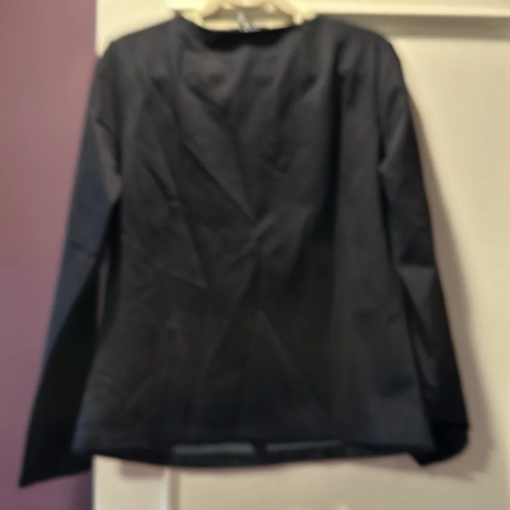 Top - Picture 3 of 3